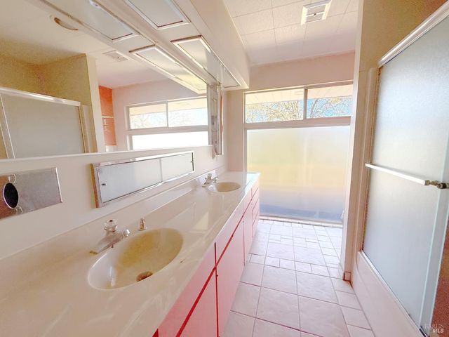 27150 Mendocino Pass Rd, Covelo, CA 95428