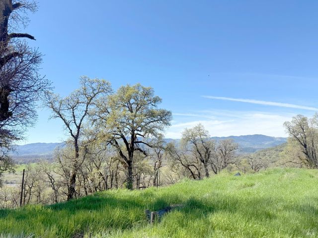 27150 Mendocino Pass Rd, Covelo, CA 95428