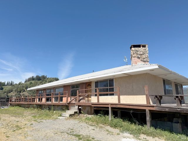27150 Mendocino Pass Rd, Covelo, CA 95428
