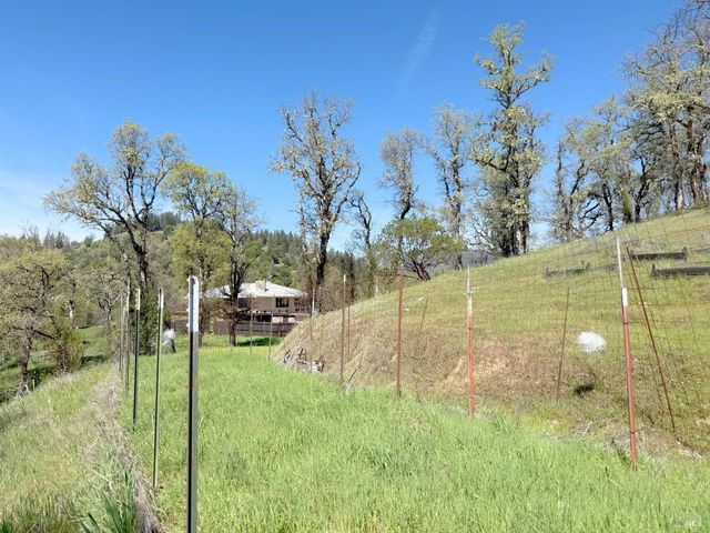 27150 Mendocino Pass Rd, Covelo, CA 95428