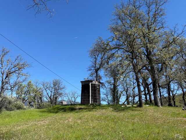 27150 Mendocino Pass Rd, Covelo, CA 95428