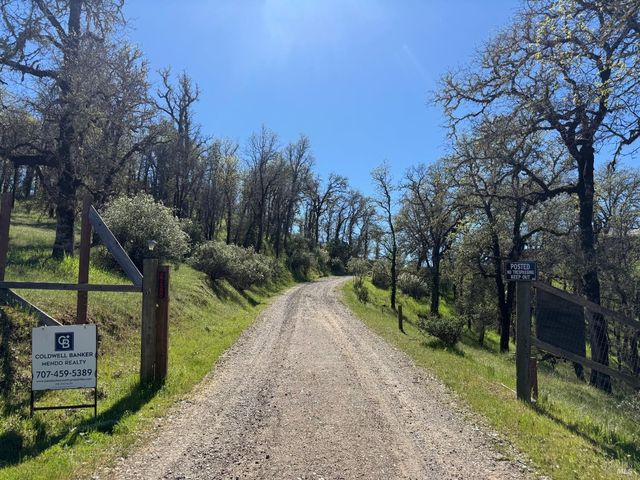 27150 Mendocino Pass Rd, Covelo, CA 95428