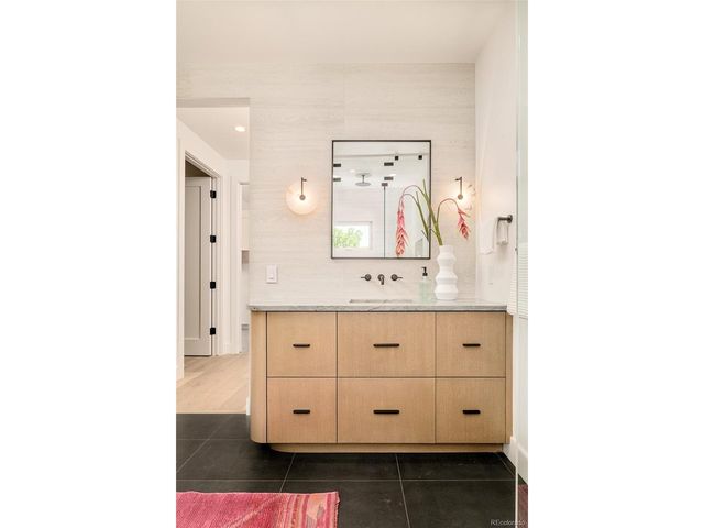 1253 S High St, Denver, CO 80210