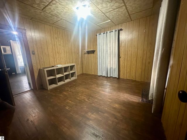 518 Bond Street, Cadillac, MI 49601