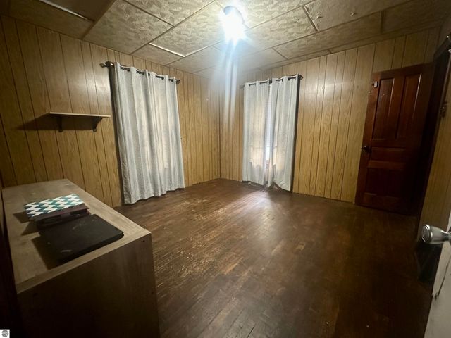 518 Bond Street, Cadillac, MI 49601