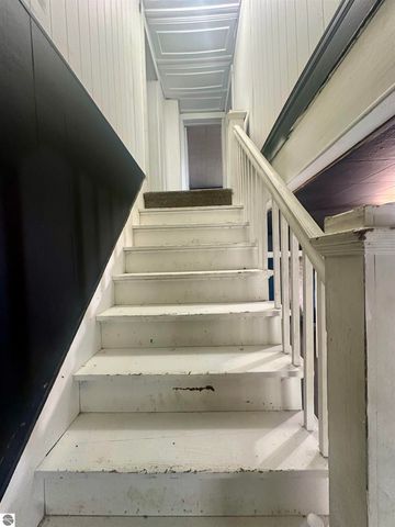 518 Bond Street, Cadillac, MI 49601