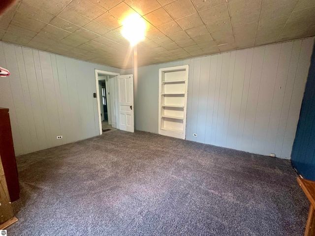 518 Bond Street, Cadillac, MI 49601