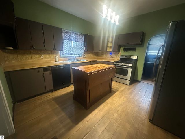 518 Bond Street, Cadillac, MI 49601