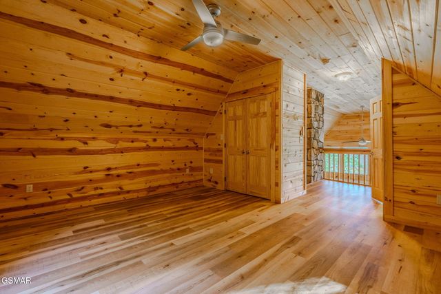 2821 Overholt Trail, Sevierville, TN 37862