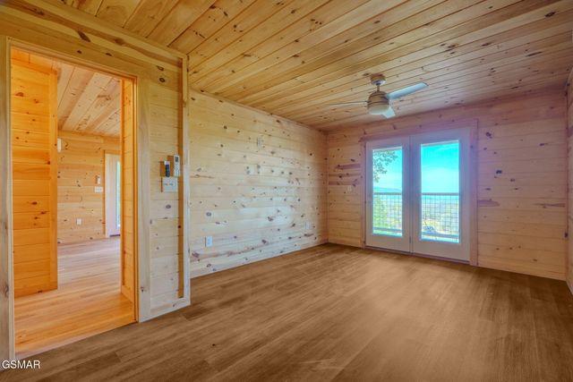2821 Overholt Trail, Sevierville, TN 37862
