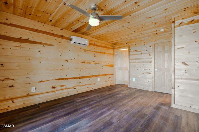2821 Overholt Trail, Sevierville, TN 37862