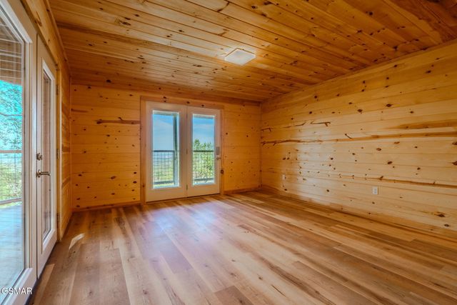 2821 Overholt Trail, Sevierville, TN 37862