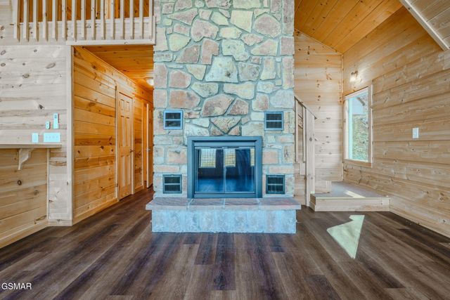 2821 Overholt Trail, Sevierville, TN 37862