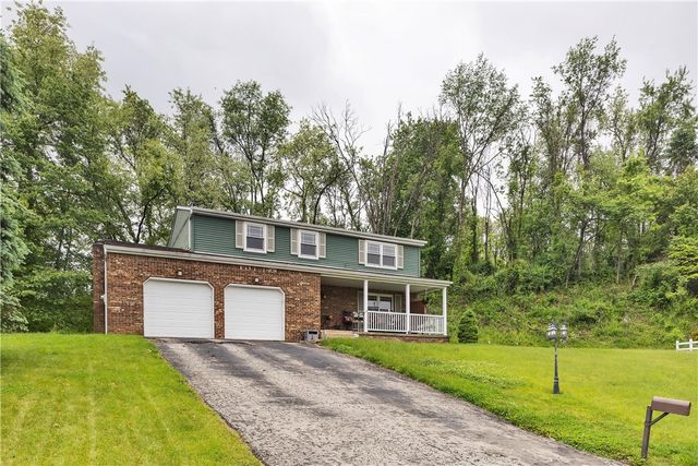 4237 Stratford Dr, Hempfield Twp, PA 15642
