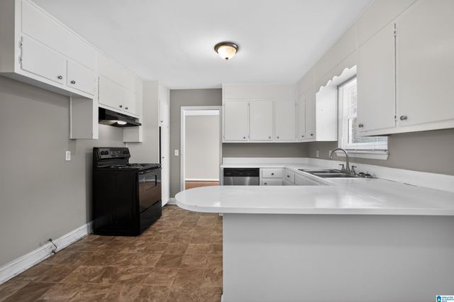 2130 LEOLA CIRCLE, Birmingham, AL 35207