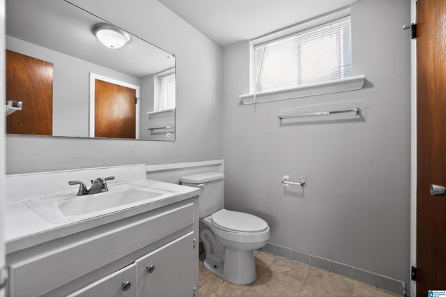 2130 LEOLA CIRCLE, Birmingham, AL 35207
