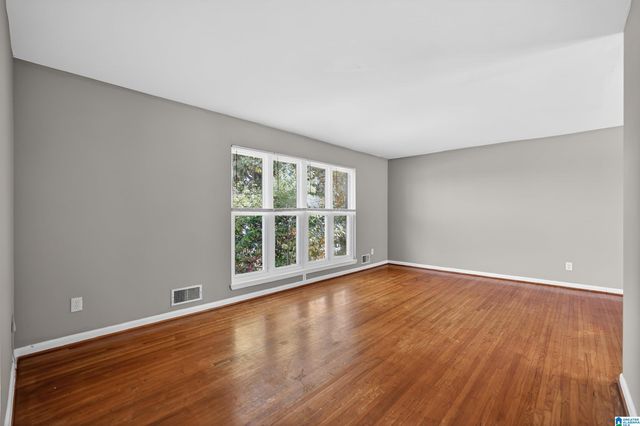 2130 LEOLA CIRCLE, Birmingham, AL 35207
