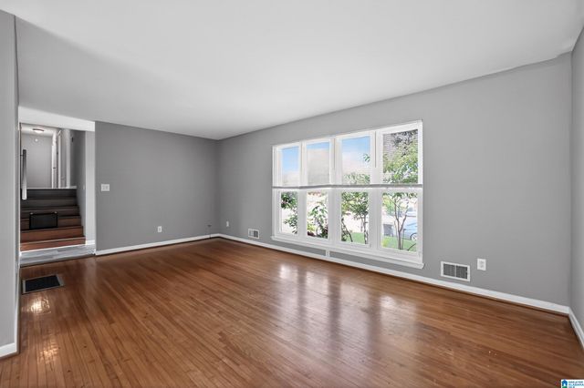 2130 LEOLA CIRCLE, Birmingham, AL 35207
