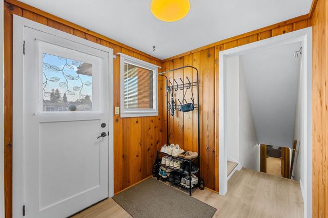 11207 E Broadway Ave, Spokane Valley, WA 99206