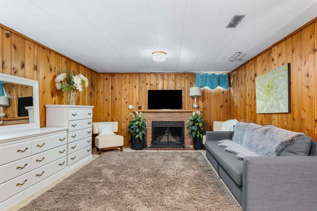 11207 E Broadway Ave, Spokane Valley, WA 99206