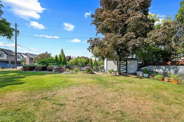 11207 E Broadway Ave, Spokane Valley, WA 99206