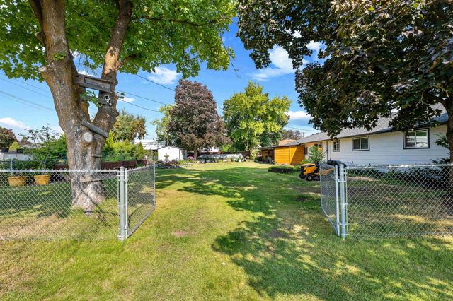 11207 E Broadway Ave, Spokane Valley, WA 99206