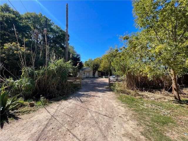 738 Commerce Street, Bryan, TX 77803