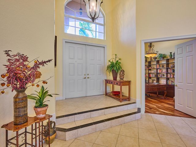 19243 S Creekshore Court, Boca Raton, FL 33498