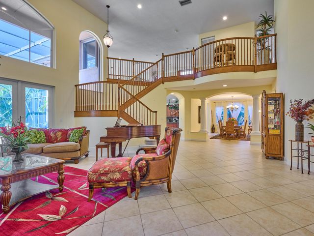 19243 S Creekshore Court, Boca Raton, FL 33498