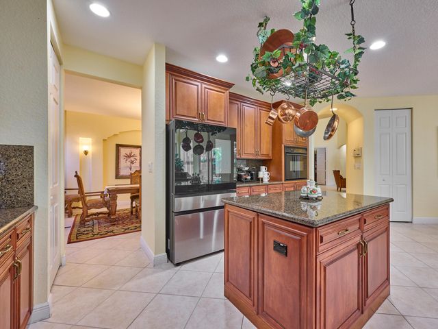 19243 S Creekshore Court, Boca Raton, FL 33498