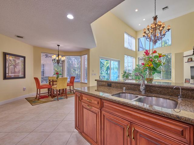 19243 S Creekshore Court, Boca Raton, FL 33498