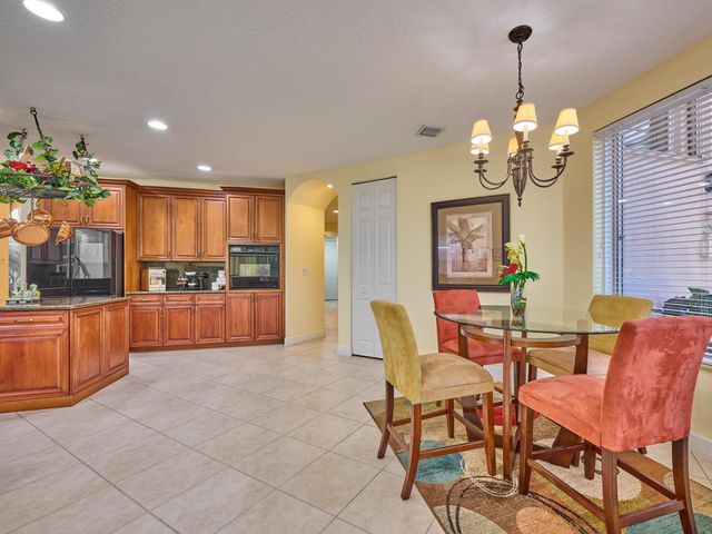 19243 S Creekshore Court, Boca Raton, FL 33498