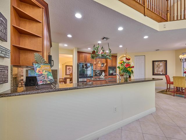 19243 S Creekshore Court, Boca Raton, FL 33498