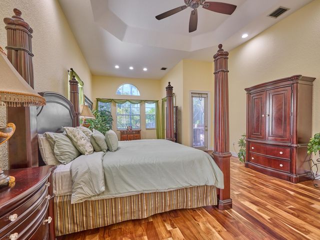 19243 S Creekshore Court, Boca Raton, FL 33498