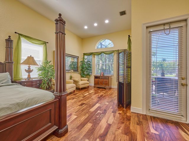 19243 S Creekshore Court, Boca Raton, FL 33498