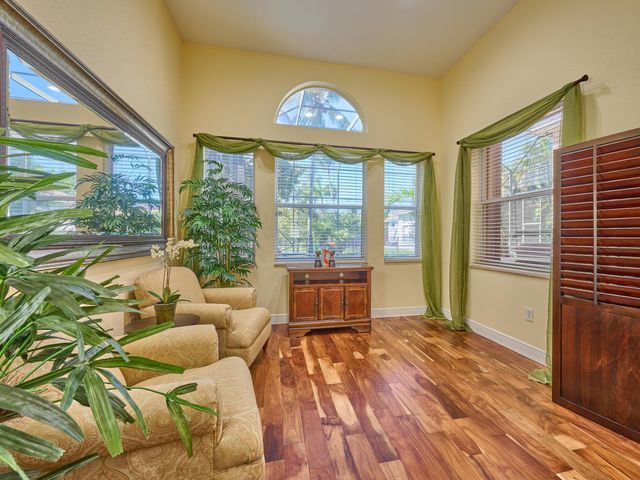 19243 S Creekshore Court, Boca Raton, FL 33498