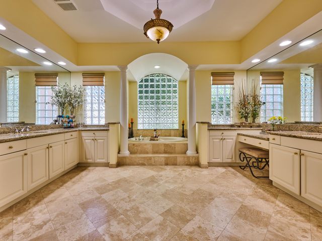 19243 S Creekshore Court, Boca Raton, FL 33498