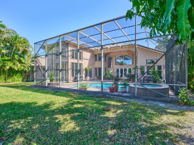 19243 S Creekshore Court, Boca Raton, FL 33498