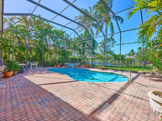 19243 S Creekshore Court, Boca Raton, FL 33498