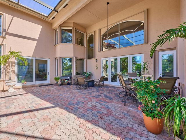 19243 S Creekshore Court, Boca Raton, FL 33498