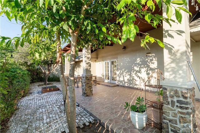 1302 Cardinal Avenue, Mcallen, TX 78504