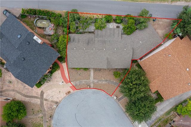 1302 Cardinal Avenue, Mcallen, TX 78504