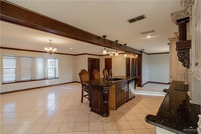 1302 Cardinal Avenue, Mcallen, TX 78504