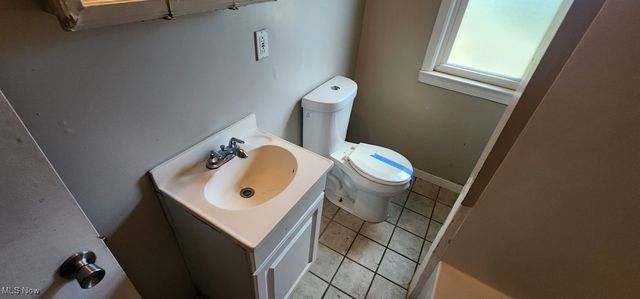 19201 Genesee Road, Euclid, OH 44117