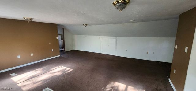 19201 Genesee Road, Euclid, OH 44117