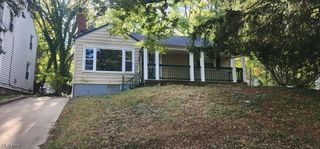 19201 Genesee Road, Euclid, OH 44117