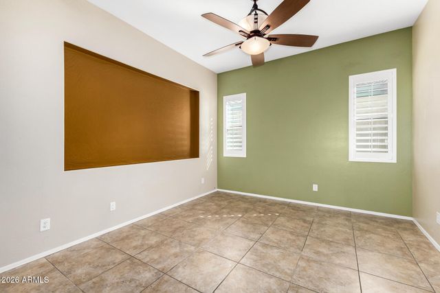 4033 E NARROWLEAF Drive, Gilbert, AZ 85298