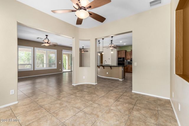 4033 E NARROWLEAF Drive, Gilbert, AZ 85298