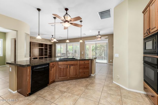 4033 E NARROWLEAF Drive, Gilbert, AZ 85298