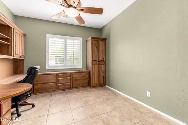 4033 E NARROWLEAF Drive, Gilbert, AZ 85298